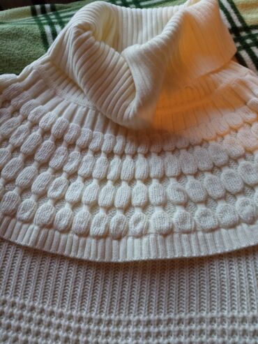одежда новорожденных: Женский свитер