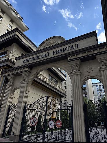 Долгосрочная аренда квартир: Сдается однокомнатная квартира-студия в ЖК «Английский квартал» от — 23