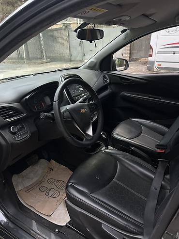 дверь спарк: Chevrolet Spark: 2017 г., 1 л, Автомат, Бензин, Хэтчбэк — 4