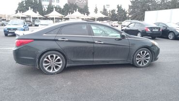Hyundai: Hyundai Sonata: 2 l | 2013 il Sedan — 6