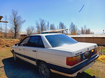Audi: Audi 100: 1.8 л, Механика, Бензин, Седан