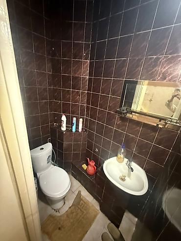 105: 3 комнаты, 62 м², 10 мкр 105 серия, 4 этаж — 2