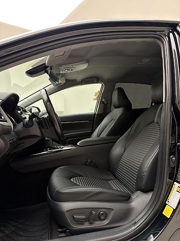 Toyota: Toyota Camry: 2020 г., 2.5 л, Вариатор, Гибрид, Седан — 13