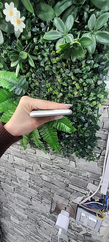 oppo a5 pro: IPhone 11, 64 GB, Ağ, Face ID — 5