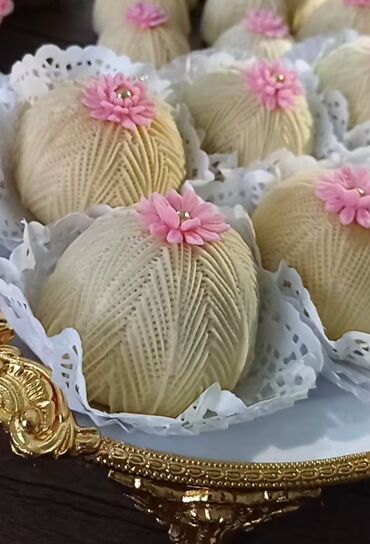 Un: Milli şirniyyatlar – əl işləri - Şəkərbura: Xəmir üzərində incə — 23