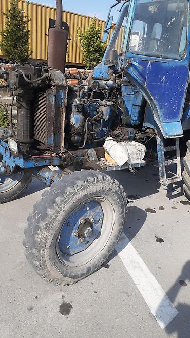 Traktorlar: MTZ tipli mavi traktor - Güclü dizel mühərrik, arxa ötürücülü - — 11