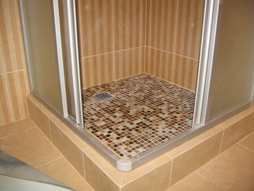Укладка плитки: Укладка плитки в ванной Больше 6 лет опыта