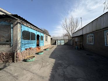 Продажа коттеджей и домов: Продается дом с большим дворовым участком 16.5 соток (фактически 20)и — 4