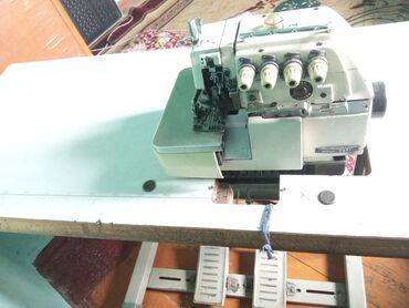 швейные машинки мини: Швейная машина Jack, Оверлок, Полуавтомат