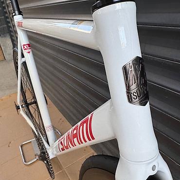 format velosiped: TSUNAMI SNM100 оригинальный Комплектация: LEGEND Цвет: белый Размеры — 8