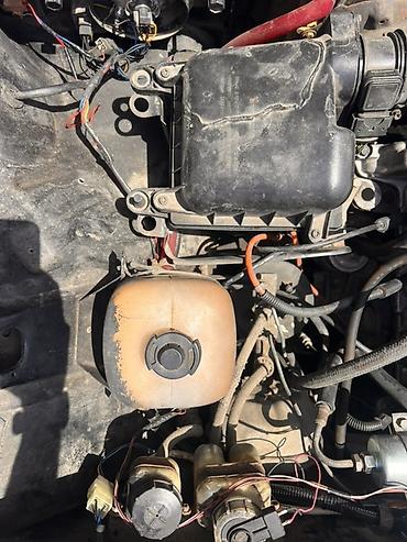 la mini: VAZ 2107, qara rəng demirçi malyar işleri var qiymet sondur — 7