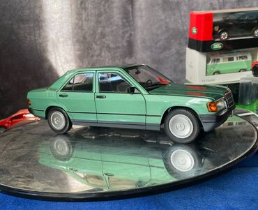 Avtomobil modelləri: Mercedes, 1982 il, 1:18, Dəmir, Ödənişli çatdırılma — 15