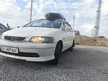 справа: Honda Odyssey: 1998 г., 2.3 л, Автомат, Газ, Минивэн — 6