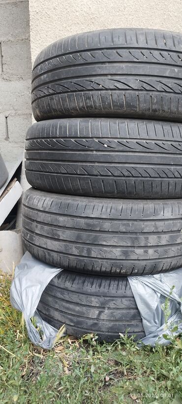 купить шины 225 60 r18 лето: Комплект из четырех автомобильных шин размера 225/55R18. Подходят для