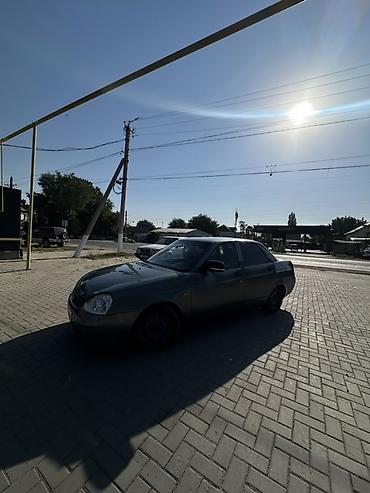 ВАЗ (ЛАДА): ВАЗ (ЛАДА) Priora: 2008 г., 1.6 л, Кол менен иштөөчү, Бензин, Седан — 5
