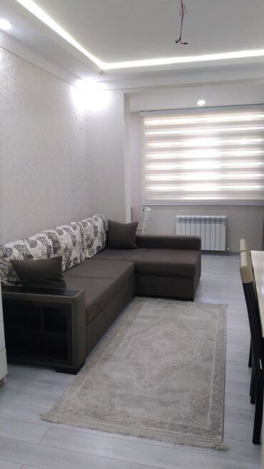 Günlük kirayə mənzillər: 3 otaqlı — 3