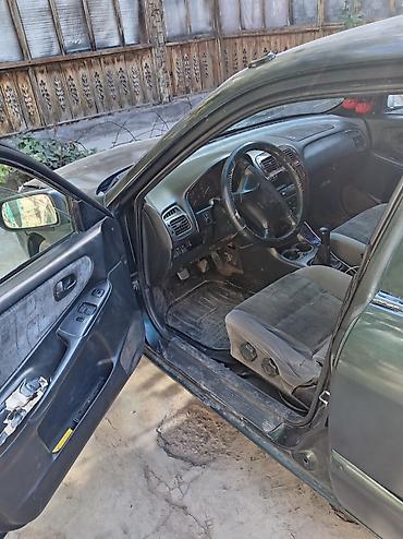 арзан матиз 1: Mazda 626: 2000 г., 1.8 л, Кол менен иштөөчү, Бензин, Седан — 7