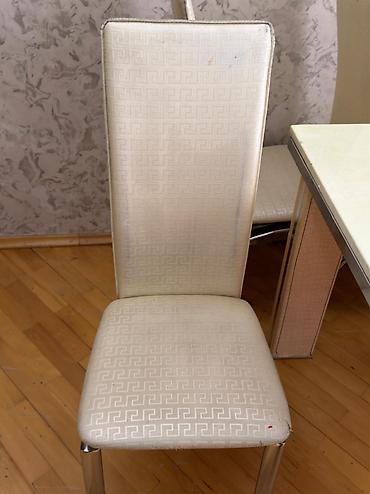 Mebel: Qonaq otağı üçün, İşlənmiş, Dördbucaq masa, 6 stul — 2