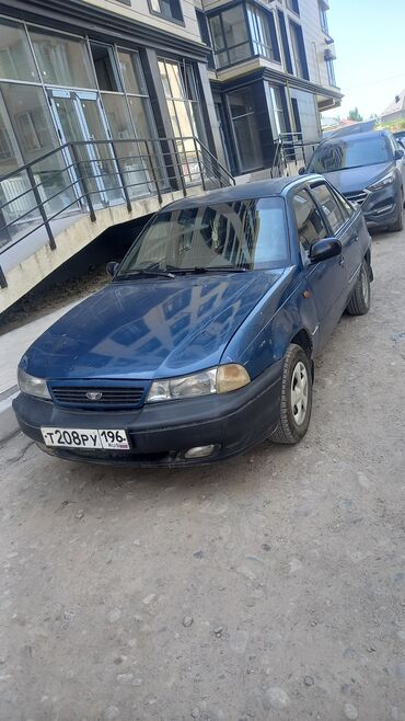 Daewoo: Daewoo Nexia: 2000 г., 1.5 л, Механика, Газ, Седан