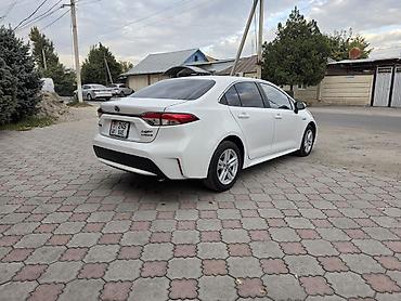 sprinter 2 2: Toyota Levin: 2021 г., 1.8 л, Вариатор, Гибрид, Седан — 5