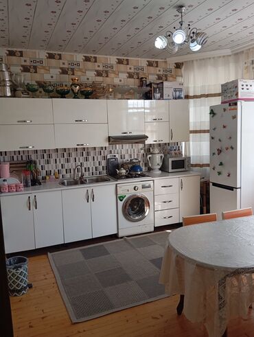 Həyət evləri və villaların satışı: Satılır. Təcili deyil. Diqqətlə oxuyun zəhmət olmasa.Ev kanal — 22