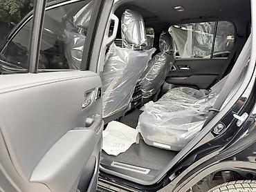 lend cruizer: Toyota Land Cruiser: 2026 г., 3.5 л, Автомат, Бензин, Внедорожник — 7
