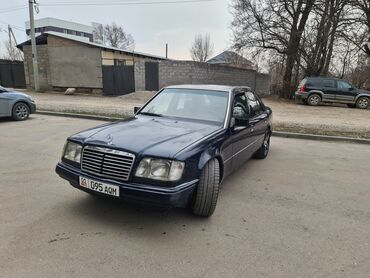 на 202 мерседес: Mercedes-Benz W124: 1993 г., 2.2 л, Механика, Бензин, Седан