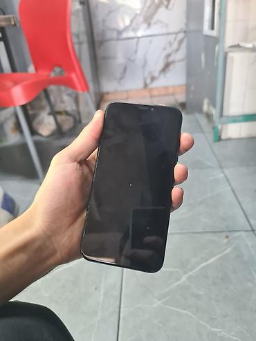 iphone duo: IPhone X, Б/у, 64 ГБ, Черный, 100 % — 2