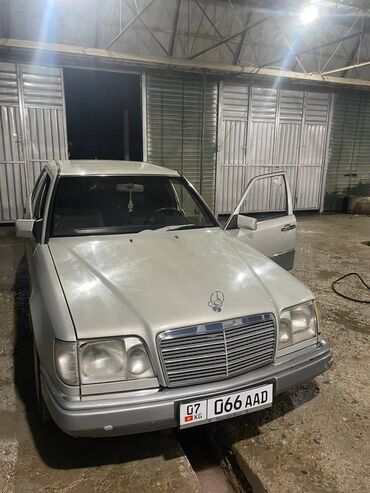 мерс 230 дизель: Mercedes-Benz W124: 1995 г., 2 л, Автоматтык, Бензин, Седан