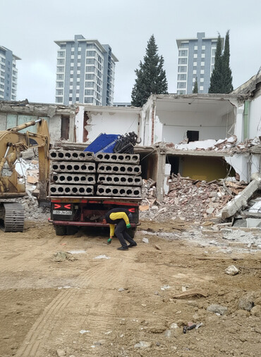 Beton panel divarlar: Öşəmə plitələri - Material: armaturla möhkəmləndirilmiş beton - Növ — 1