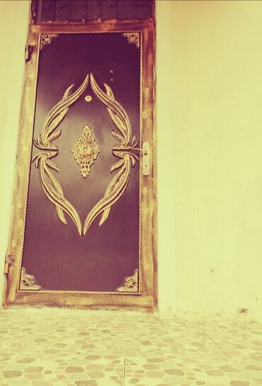 Günlük kirayə evlər: 90 kv. m, 3 otaqlı — 10