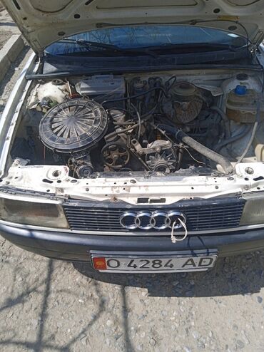 прадо джип: Audi 80: 1988 г., 1.8 л, Механика, Бензин, Седан