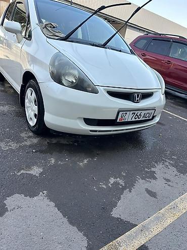 kia topic: Honda Fit: 2002 г., 1.3 л, Автомат, Бензин, Хэтчбэк — 1