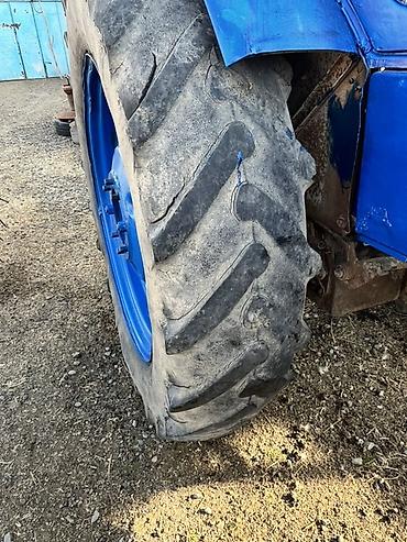 Traktorlar: Mtz T 42 dı zavod traktör du 452 saat işleyib. Tecili pul lazımdı — 12