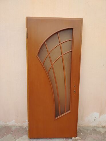 Otaq qapıları: İşlənmiş Otaq qapısı Naliçnik ilə, Ünvandan götürmə -da lalafo.az — 4 Otaq qapıları: İşlənmiş Otaq qapısı Naliçnik ilə, Ünvandan götürmə — 4