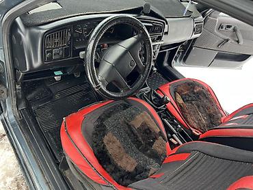 Volkswagen: Volkswagen Passat: 1988 г., 1.8 л, Механика, Бензин, Седан — 8