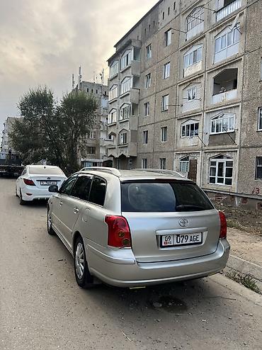 тоето пикник: Toyota Avensis: 2003 г., 2 л, Автомат, Бензин, Универсал — 4