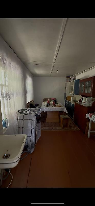 Продажа коттеджей и домов: Срочно продаю дом в Кочкорке Срочно продаю дом в ПГТ Кочкор: - улица — 7