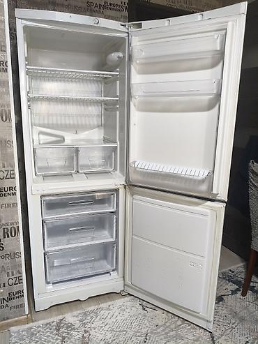 netta u pro: Холодильник Indesit с нижней морозильной камерой - Тип: двухкамерный — 4