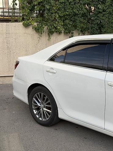 corolla 2018: Toyota Camry: 2016 г., 2 л, Автомат, Бензин, Седан — 4