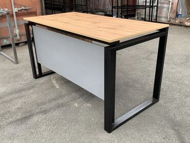 Офисные столы: Офисные столы перегородками от производителя недорого — 3