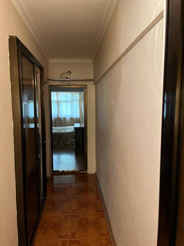 Uzunmüddətli kirayə mənzillər: Yasamal rayonu, Nərimanov Heykəlinin yanında, 9 mərtəbəli binanın 3-cü — 4