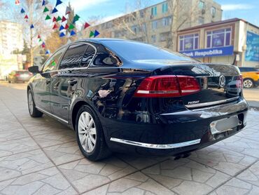 Volkswagen Passat: 2 l | 2012 il Sedan