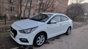 Hyundai: Hyundai Solaris: 2017 г., 1.6 л, Механика, Бензин, Седан