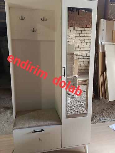 perla dolab: Dəhliz üçün kompakt paltar asqısı və dolab kombinasiyası - Rəng: açıq — 1