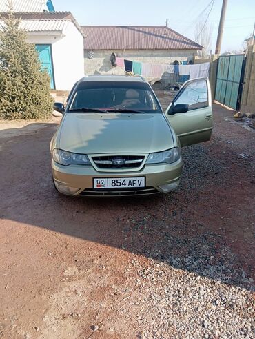 Daewoo: Daewoo Nexia: 2010 г., 1.5 л, Механика, Бензин, Седан