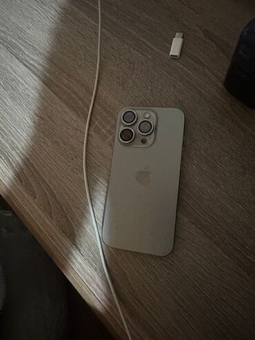 İnformatika: IPhone 15 Pro, Natural Titanium, Face ID