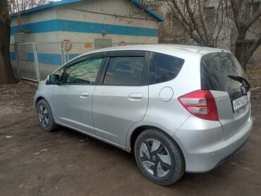 Honda: Honda Fit: 2007 г., 1.5 л, Вариатор, Бензин, Хэтчбэк