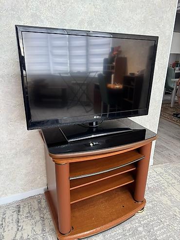 цвет ореховый: Телевизор LG + тумба под ТВ - Телевизор LG с диагональю 42 дюйма" — 2