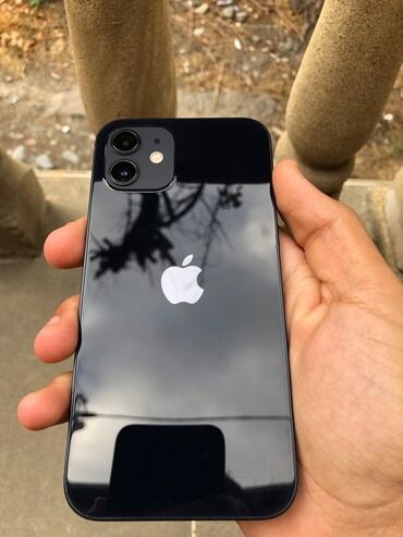 Motorola: IPhone 12, 256 GB, Qara, Face ID